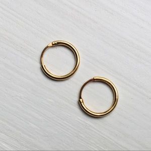 14k Solid Yellow Gold Infinity Hoop Earrings 10 mm